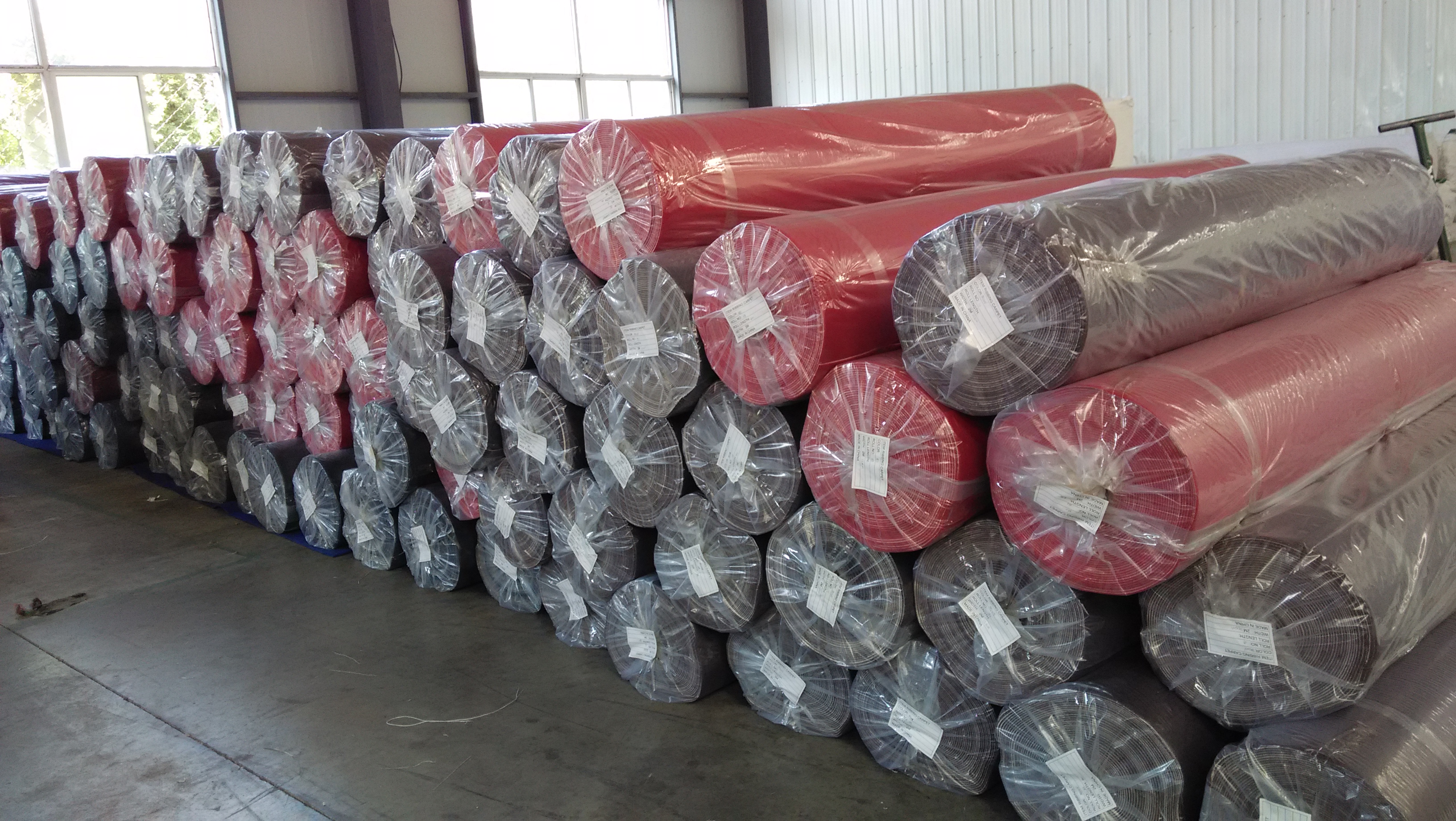 Stapeln von Teppichprodukten