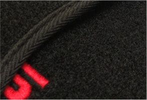 HOCH  QUALITÄT  POLYESTER  MATERIAL