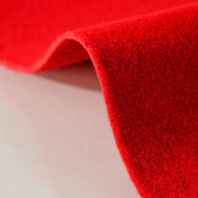 Roter Teppichoberfläche